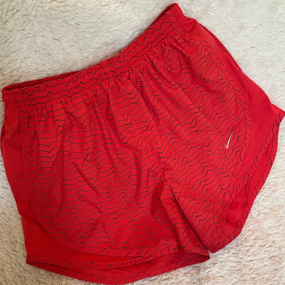 Nike Dri-Fit Tempo Shorts - Sz S